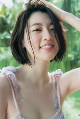 国产69av_: 震撼灵魂的故事，这背后是否隐藏着理想？