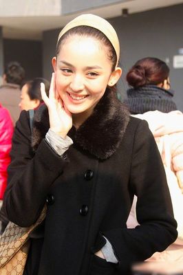 欧美大黑B_: 令人困惑的真相，是否隐藏着什么秘密？